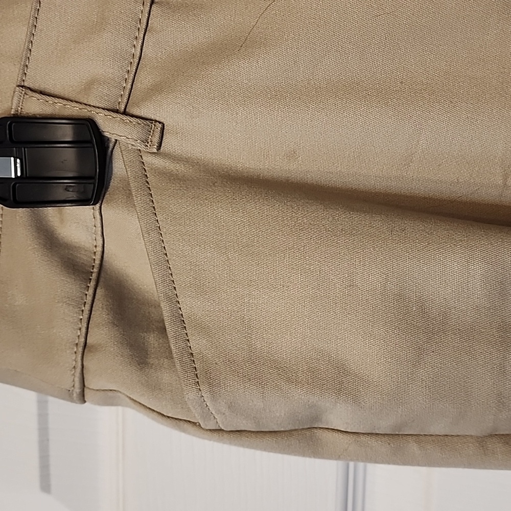 Capris - Picture 5 of 8